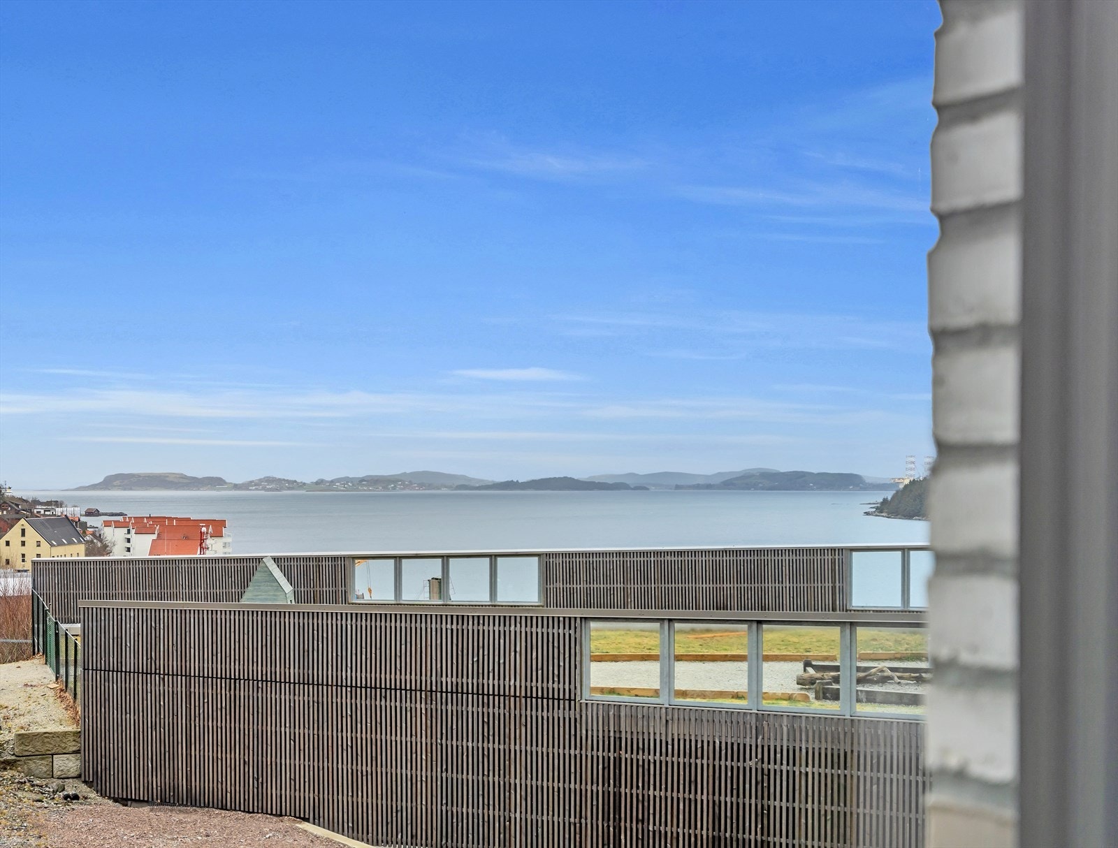 Byfjorden. Galleribilde