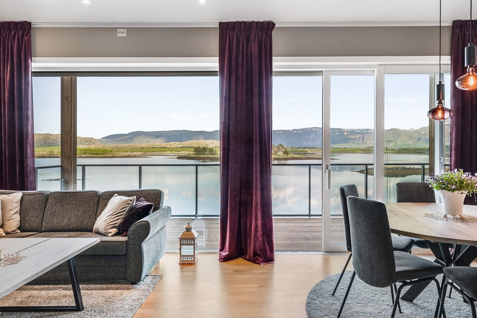 Vannbåren varme i leiligheten. Galleribilde