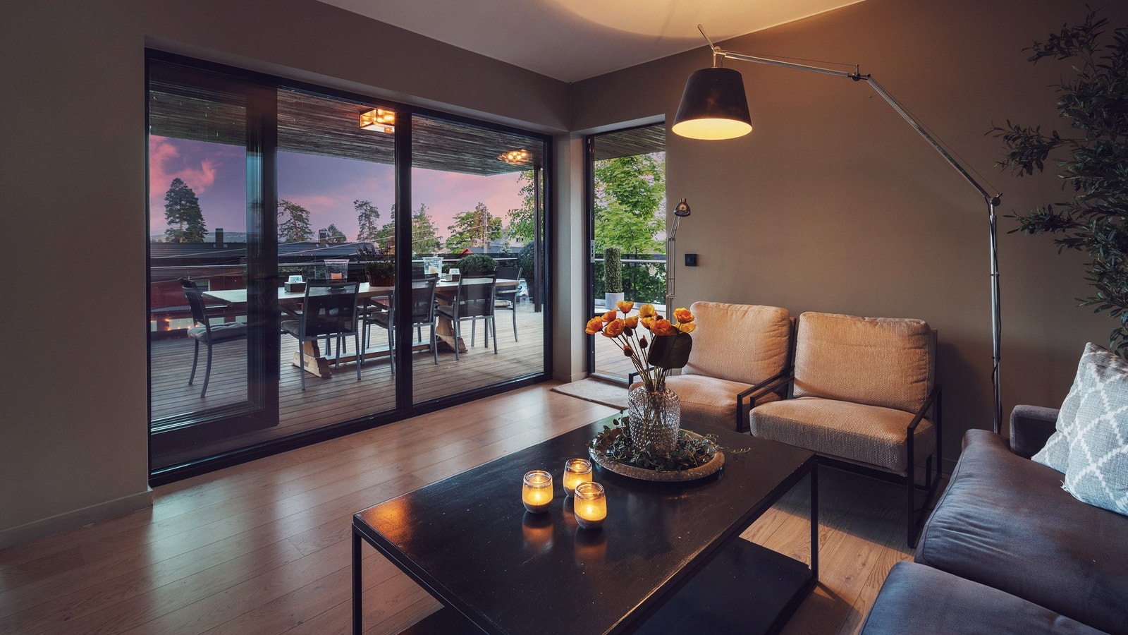 Stue 2.etasje Galleribilde