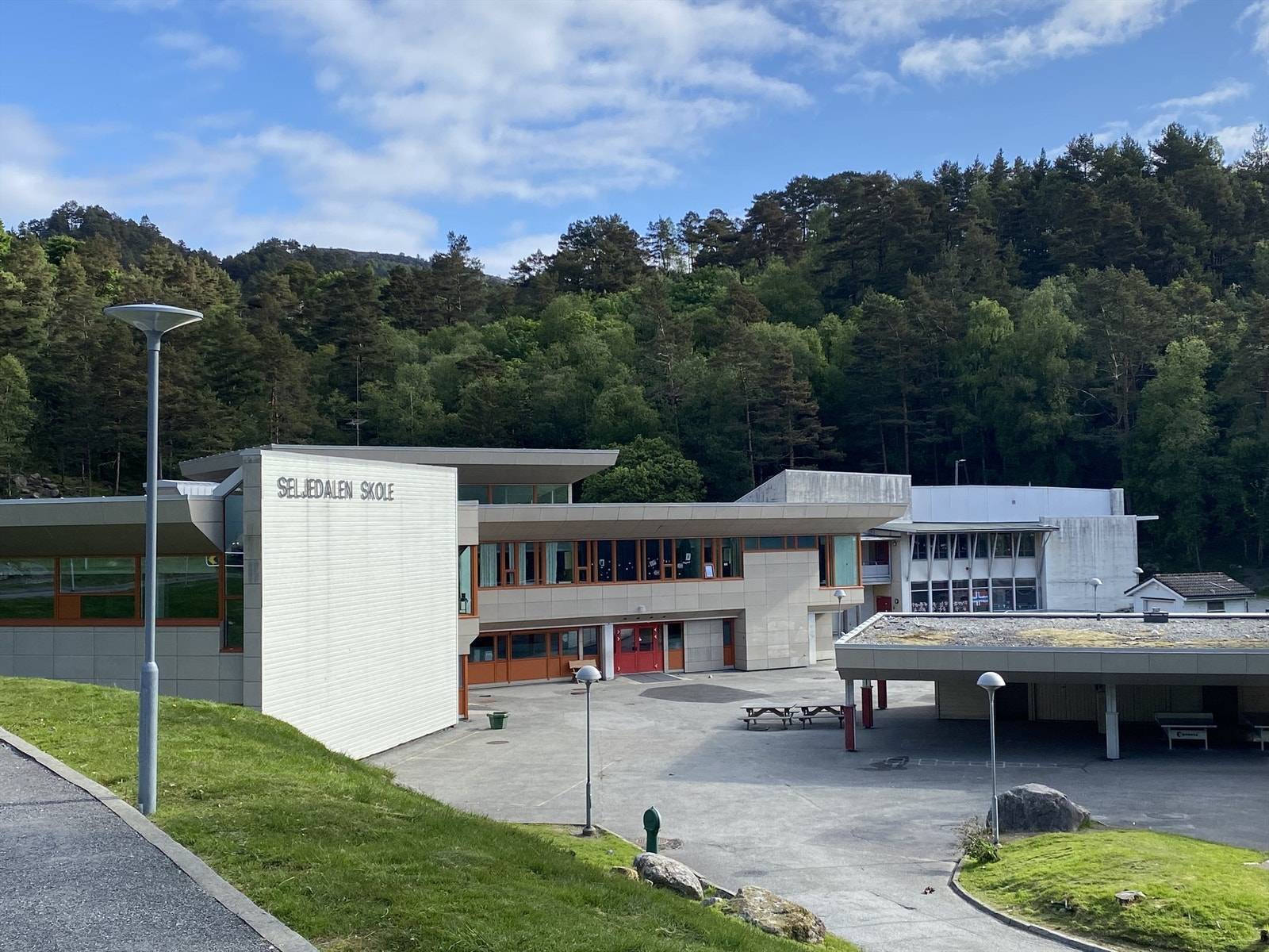 Seljedalen skole. Galleribilde