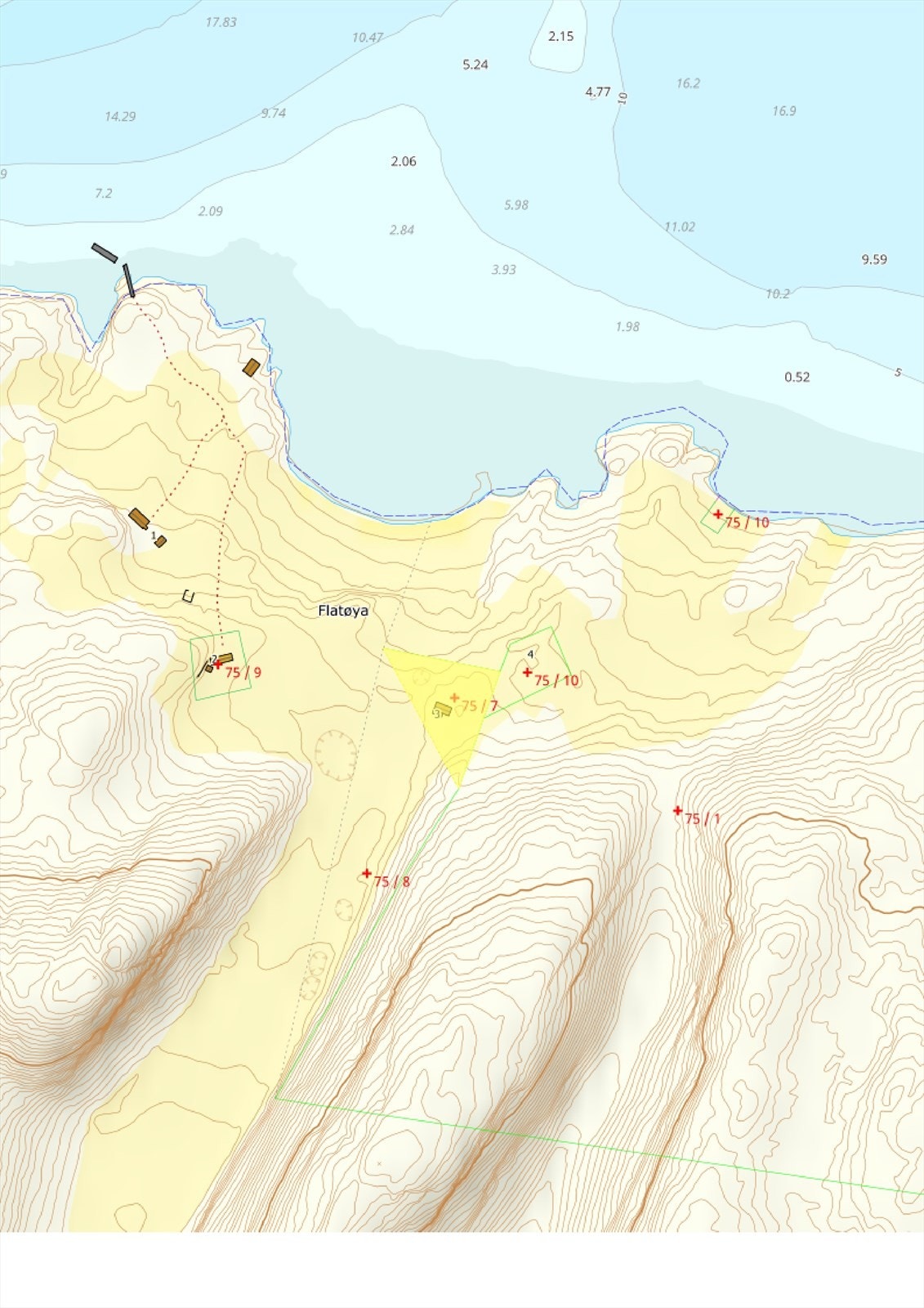 Eiendommen består totalt av 15 forskjellige teiger. 2 av disse ligger på Flatøya, den største er 395797 m2, den andre er 2349 m2 og befinner seg rundt selve bygget. 13 Andre øyer og holmer nordvest for Flatøya tilhører også eiendommen. Galleribilde