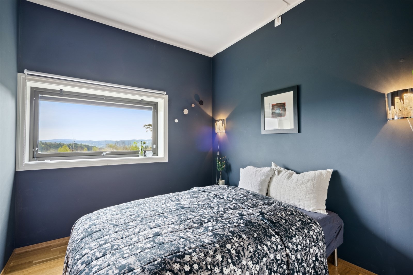 Gjesterom med god plass Galleribilde