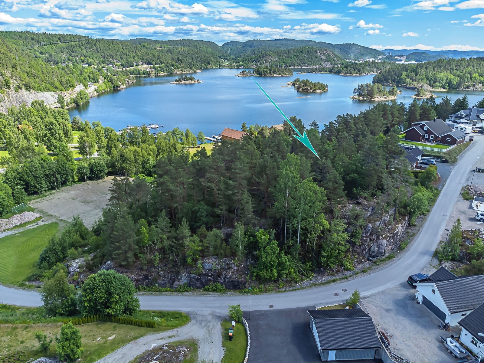 Best eiendomsmegler v/ Elisabeth Mørch presenterer Boligtomt - Slaggvegen. Galleribilde