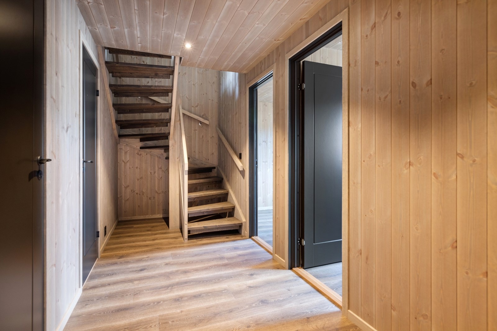 Hall med trapp Galleribilde