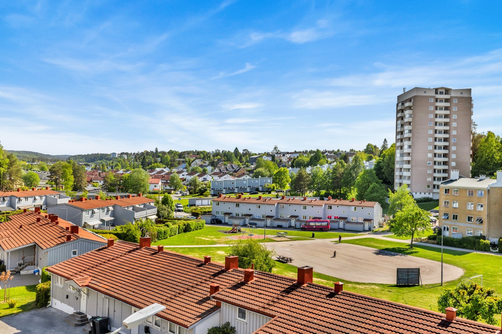Luftig beliggenhet med flott utsyn og ingen innsyn Galleribilde