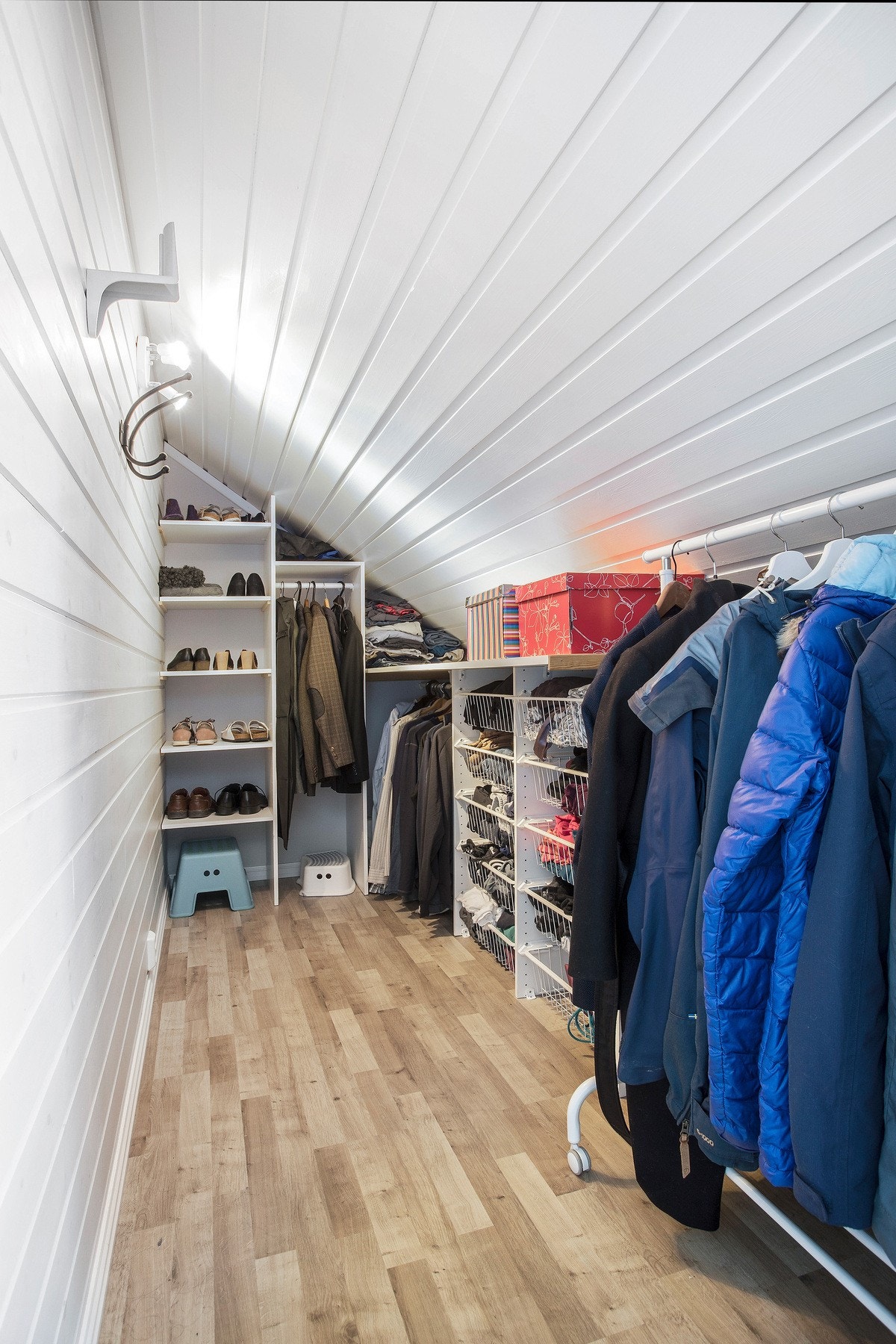 Garderoberom ifm hovedsoverom i 2. etasje Galleribilde