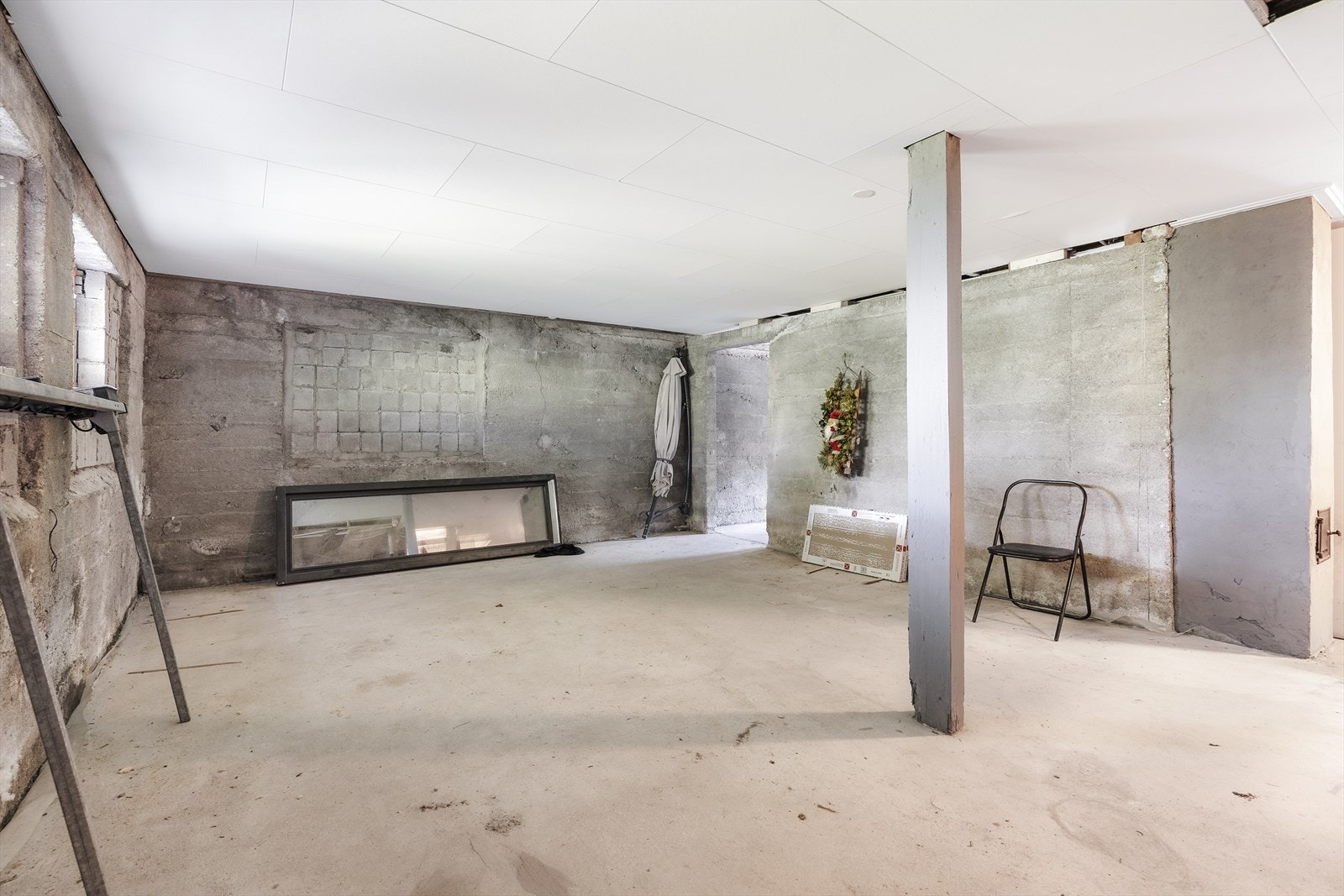 Grovkjeller. Galleribilde