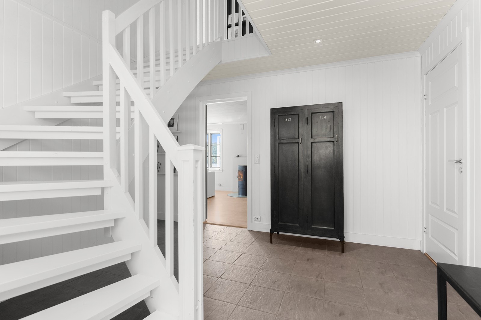Trapp til andre etasje. Galleribilde