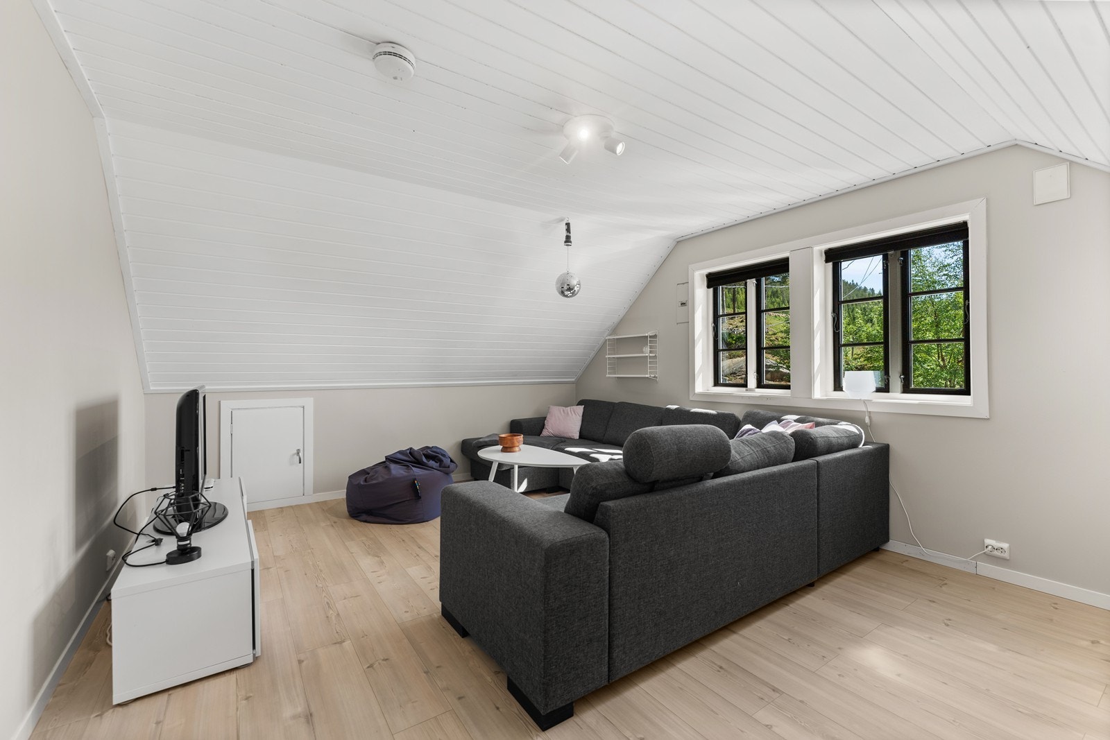 Loftstue Galleribilde