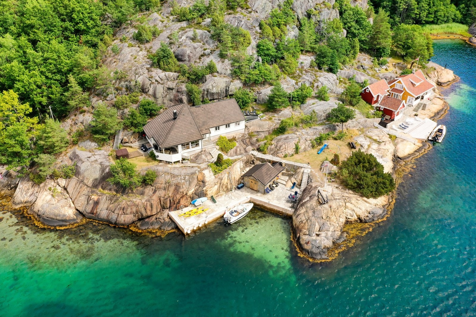 Ønsker du visning? Ta kontakt med eiendomsmegler Kent Andersen, tlf.488 55 551, for nærmere avtale. Galleribilde