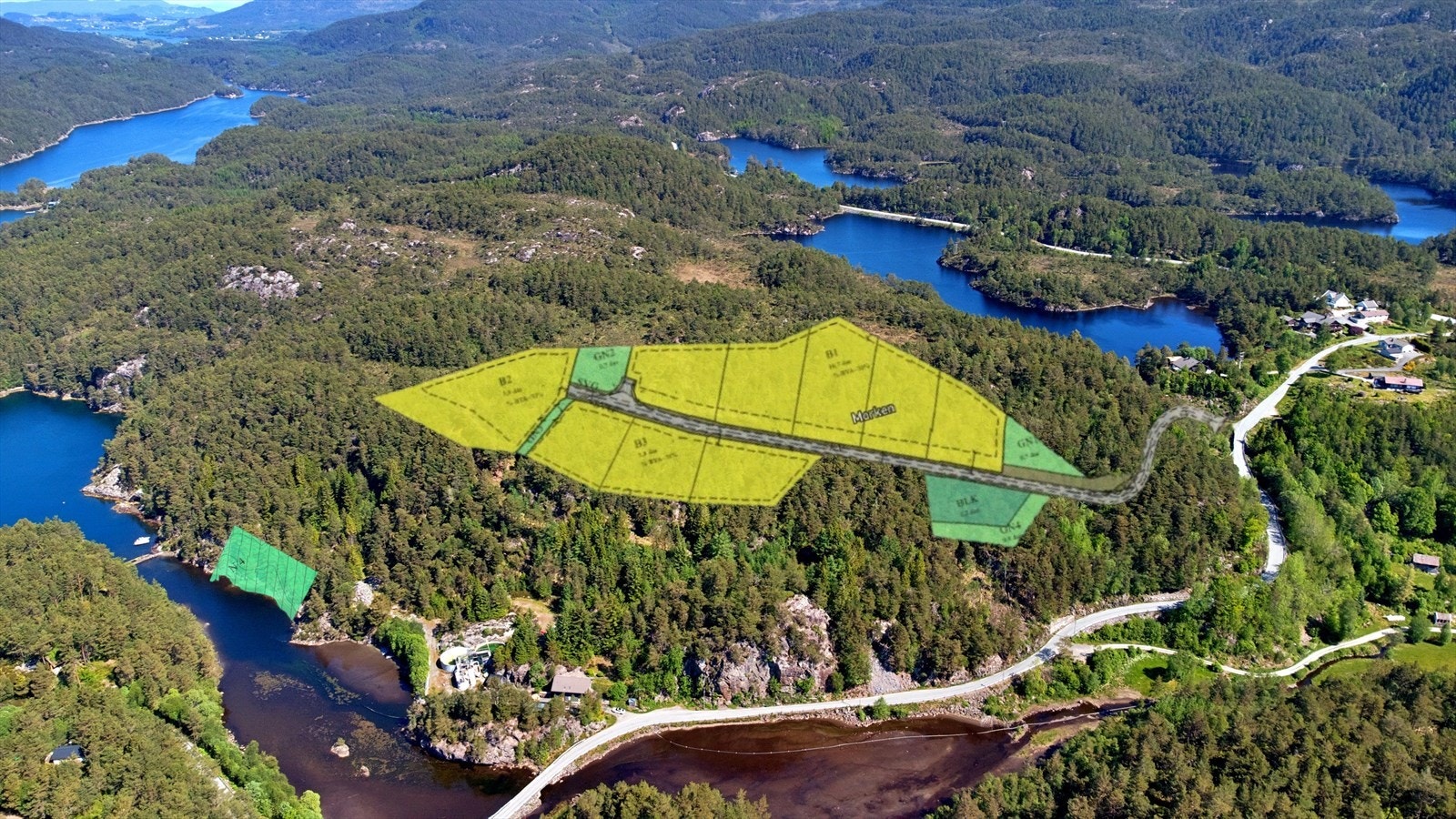 Regulert boligområde, naust, kai, båtplasser med idyllisk beliggenhet Galleribilde