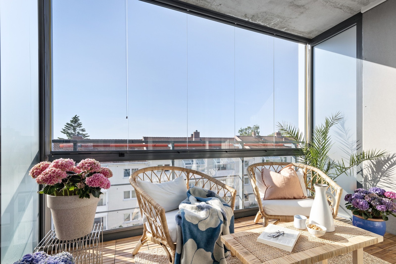 Fra stuen har du utgang til en herlig, vestvendt balkong. Galleribilde
