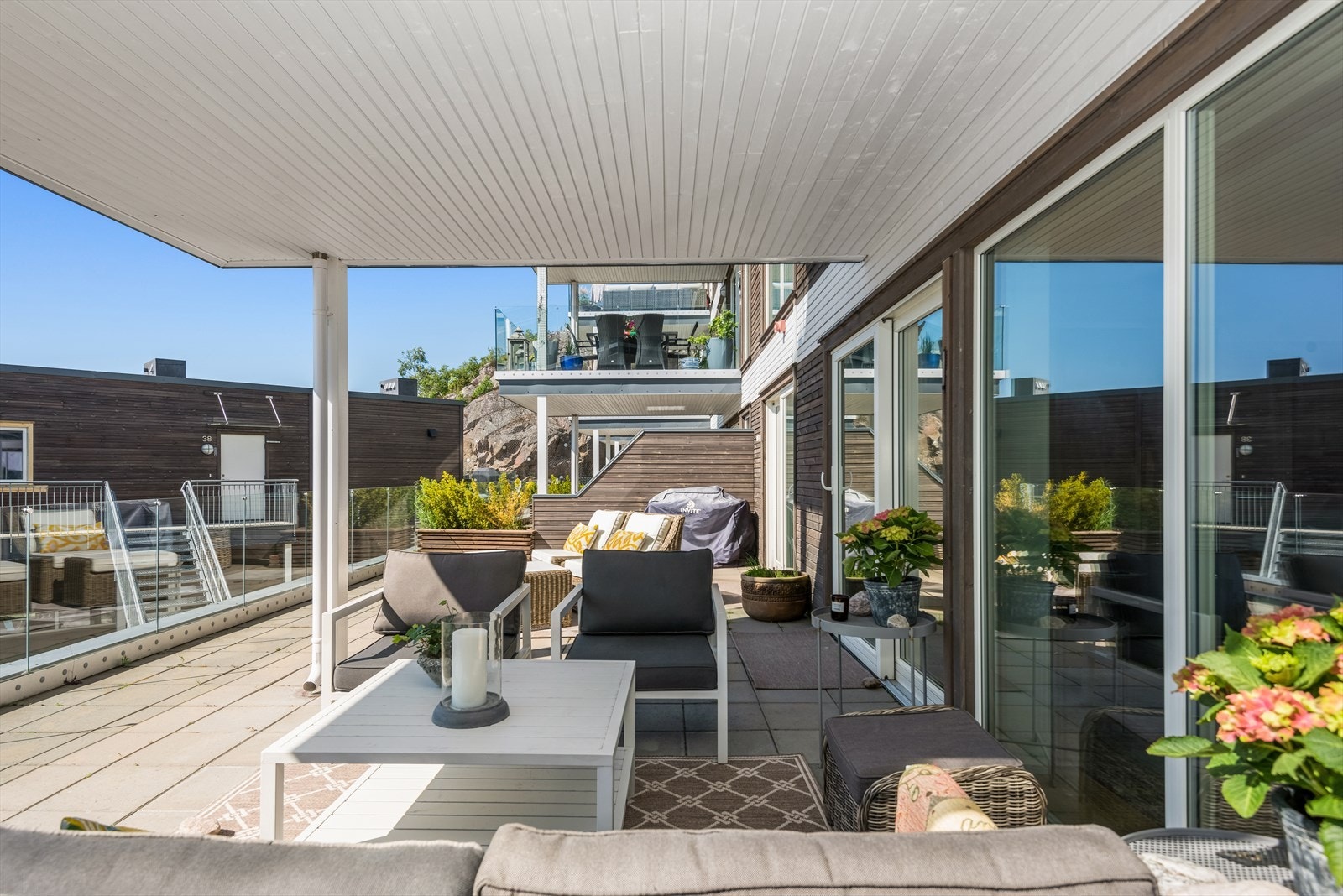 Overbygget uteplass for dagene det trengs:) Galleribilde