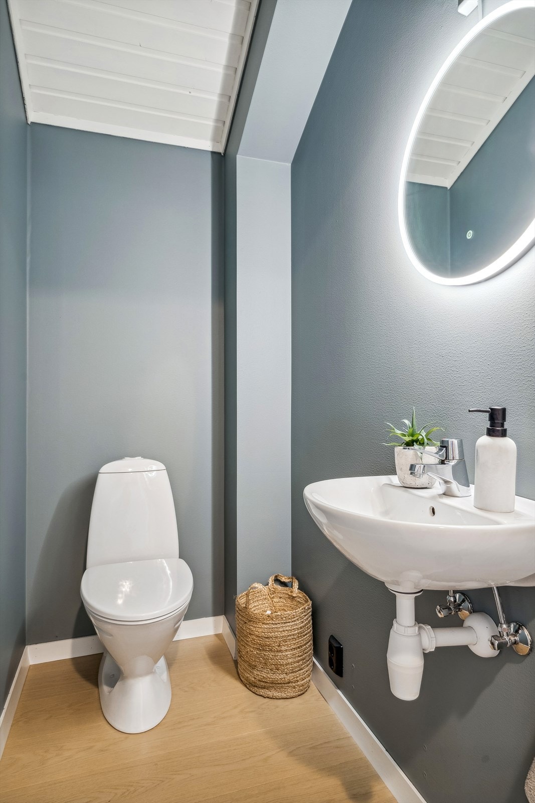Praktisk med eget Wc i 2 etg. Galleribilde