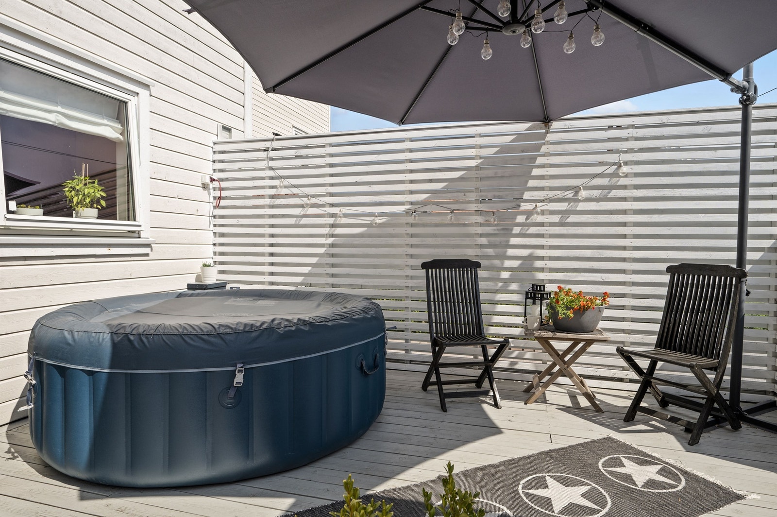 Deilig uteplass Galleribilde