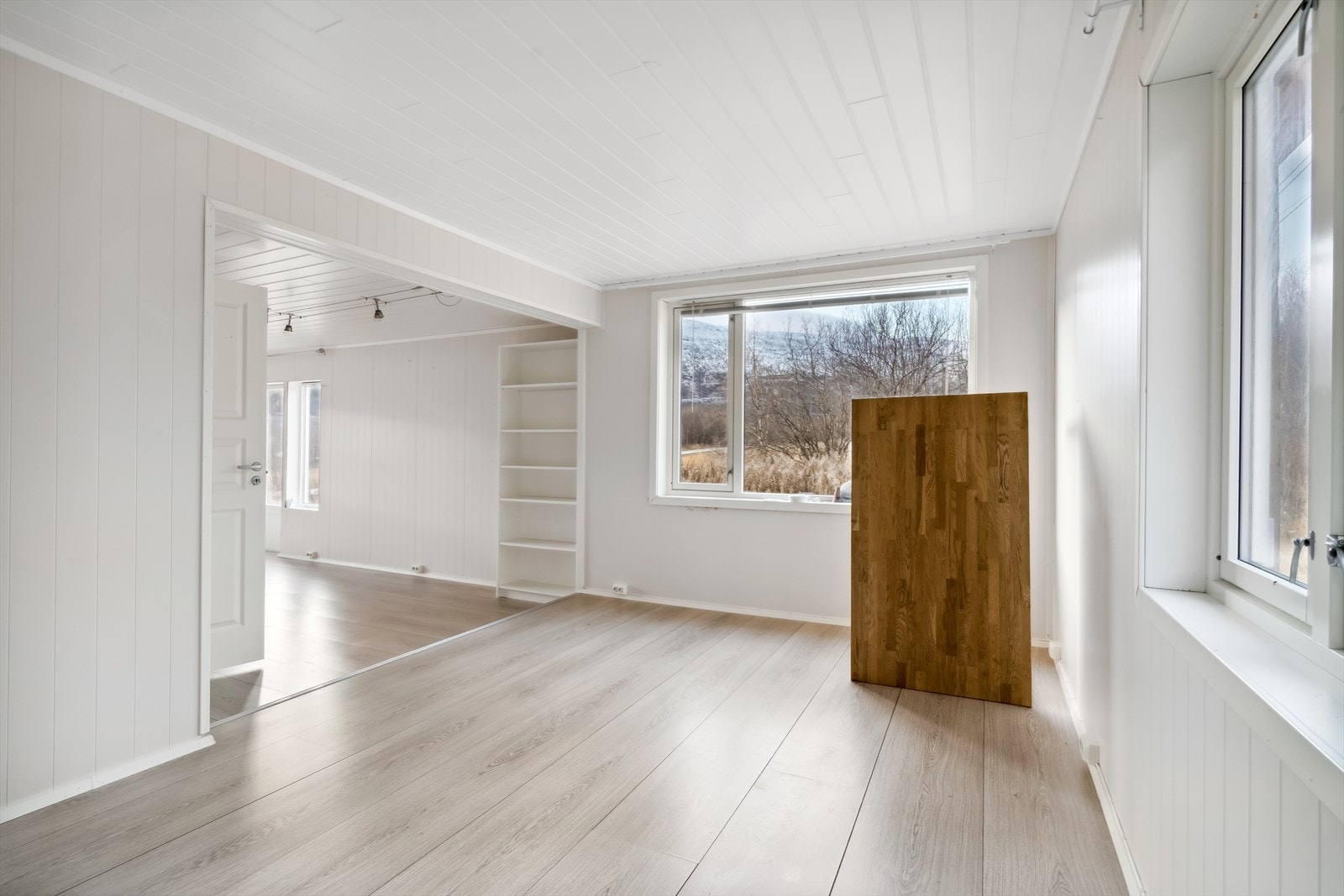 Det er en god planløsning som åpner opp for flere sosiale soner. Galleribilde