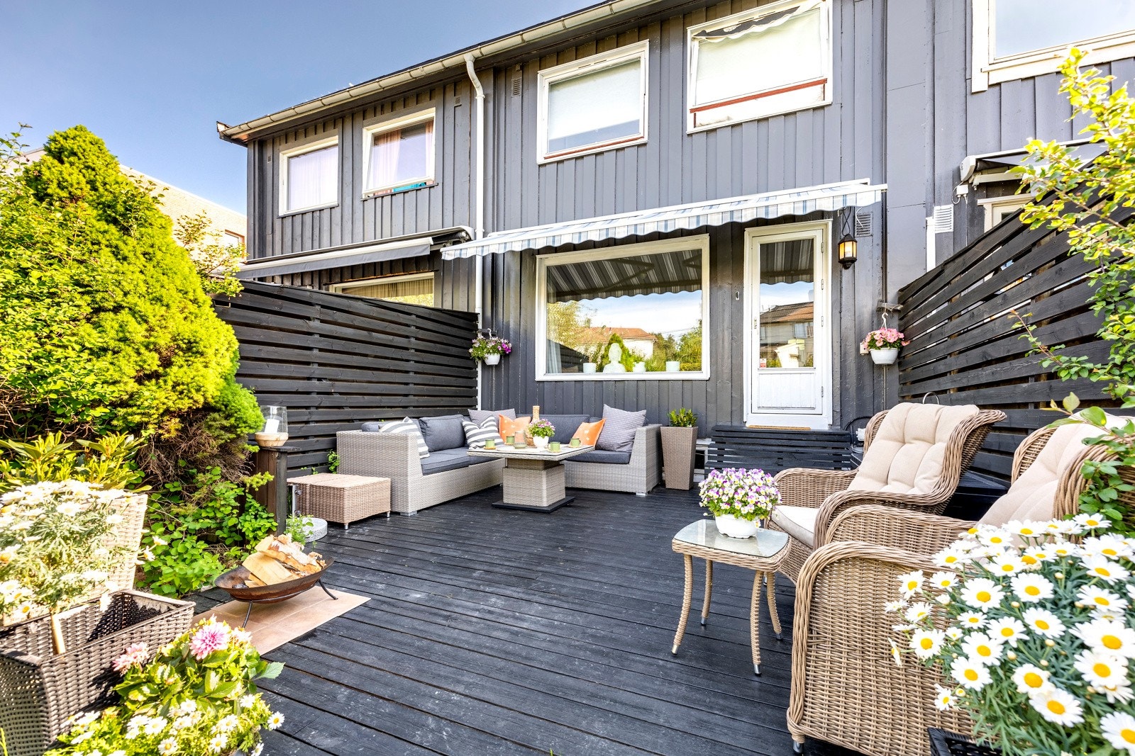 Terrassen er et herlig sted å tilbringe varme sommerdager. Galleribilde