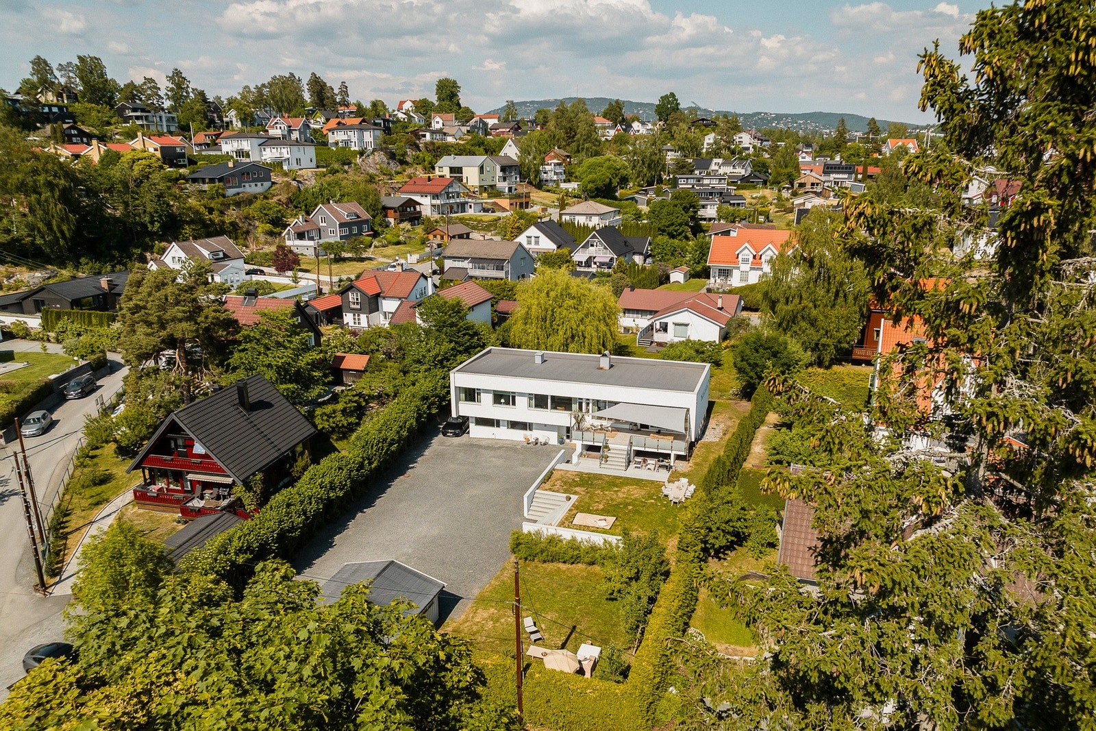 Attraktiv beliggenhet i rolig nabolag på Jar. Galleribilde