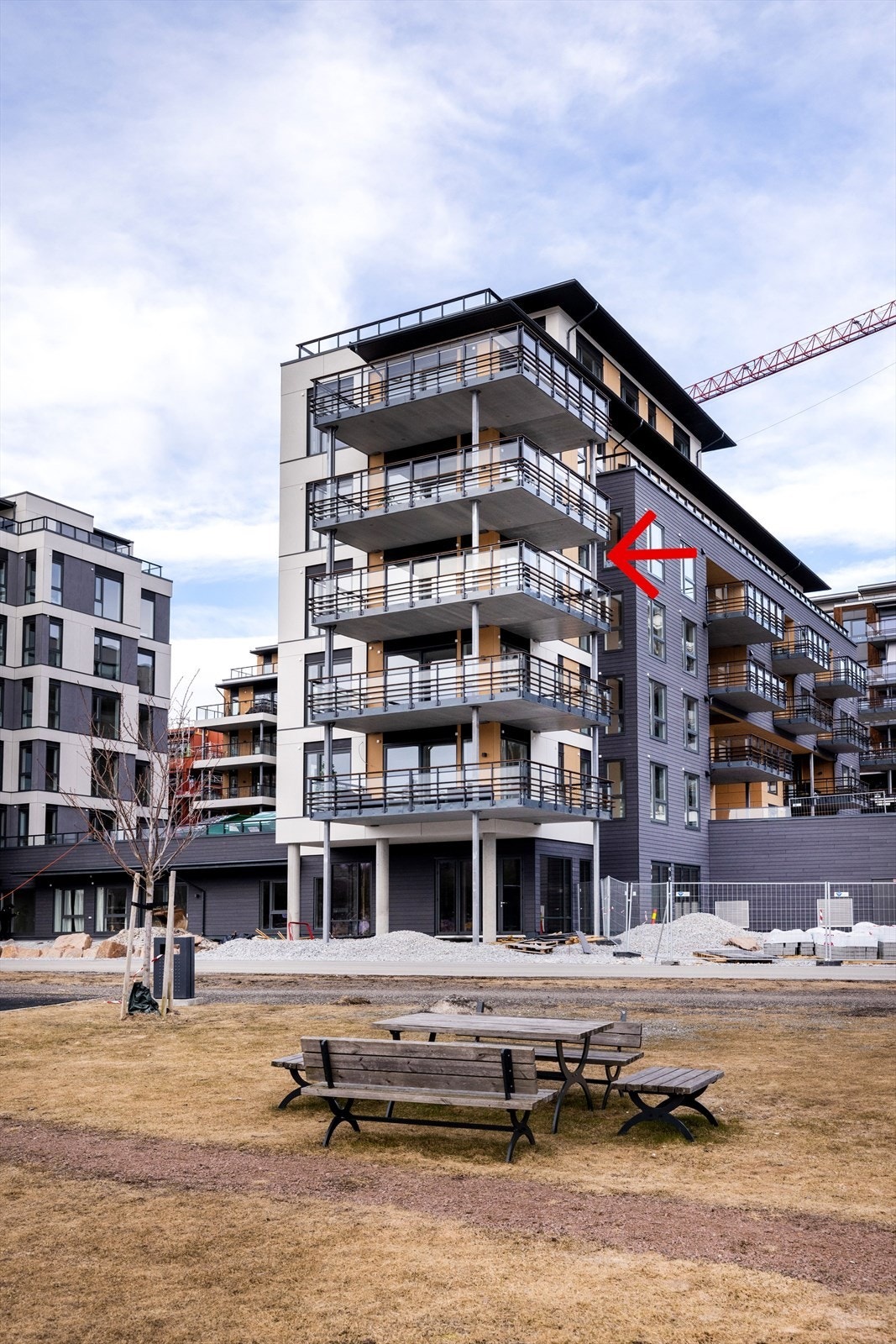 Fasade, Fyret, Laboratorieveien 4D. Leiligheten er merket og ligger i 4 etasje. Galleribilde