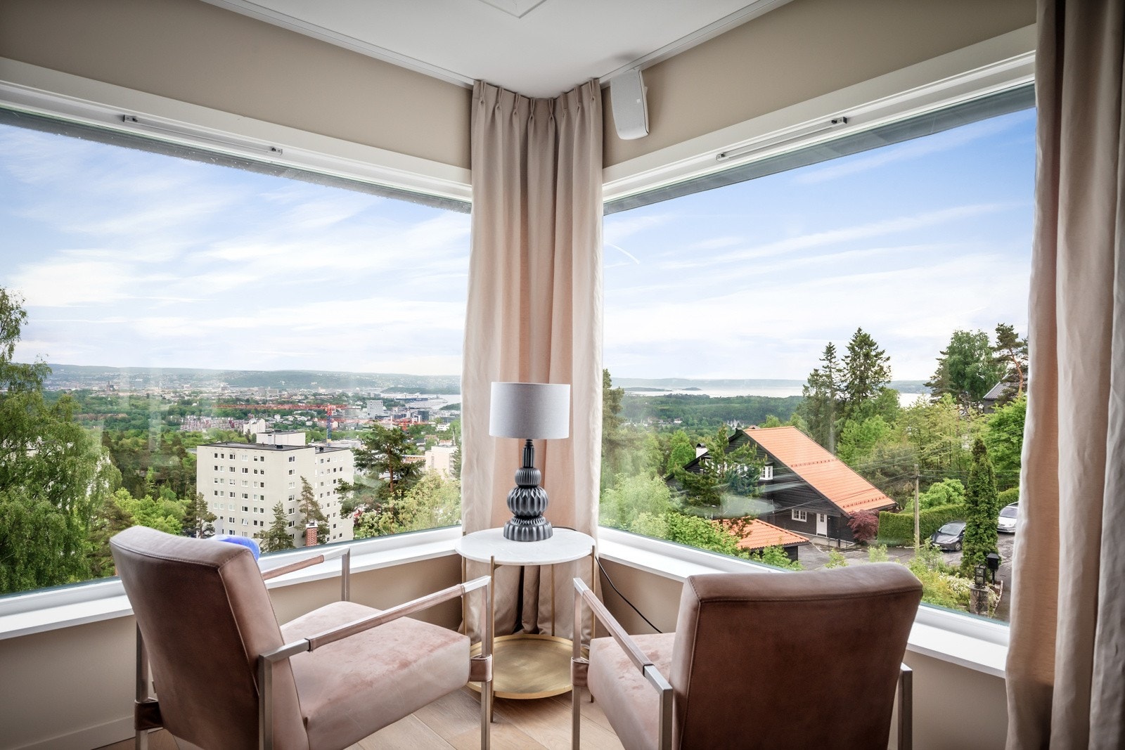 Utsikt fra stuen Galleribilde