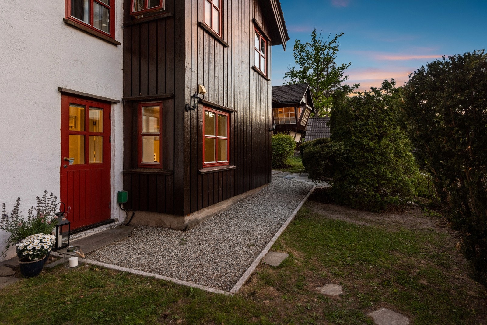 Hybelen har en flott og usjenert adkomst. Galleribilde