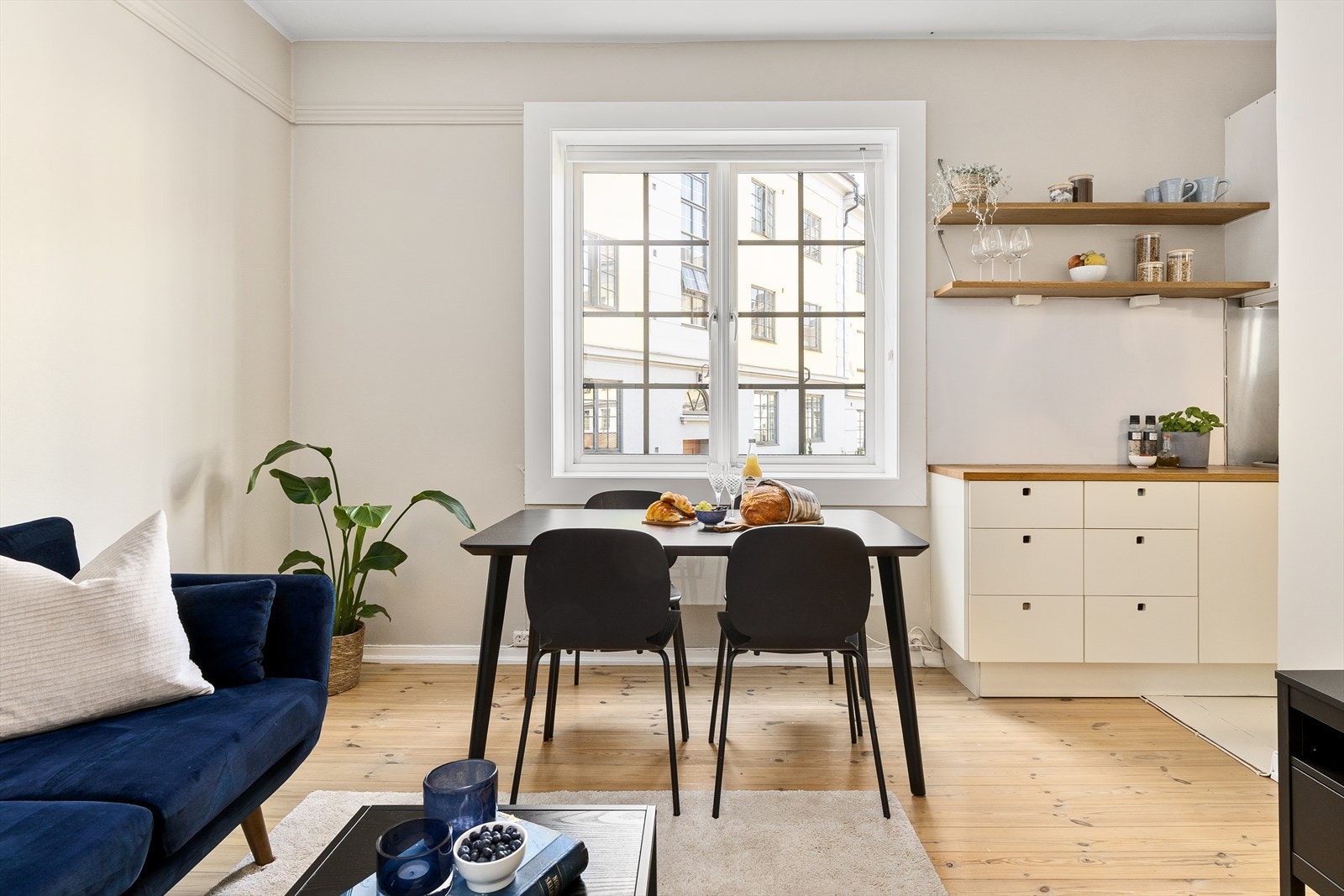 Velkommen til Knud Graahs gate 2! Galleribilde