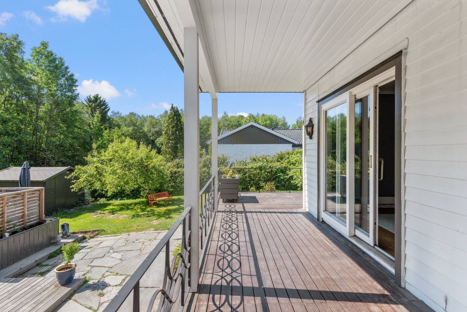 Balkong med god plass til møblering. Galleribilde