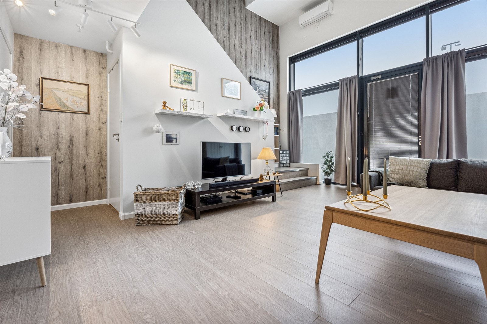 Stua har varmepumpe Galleribilde