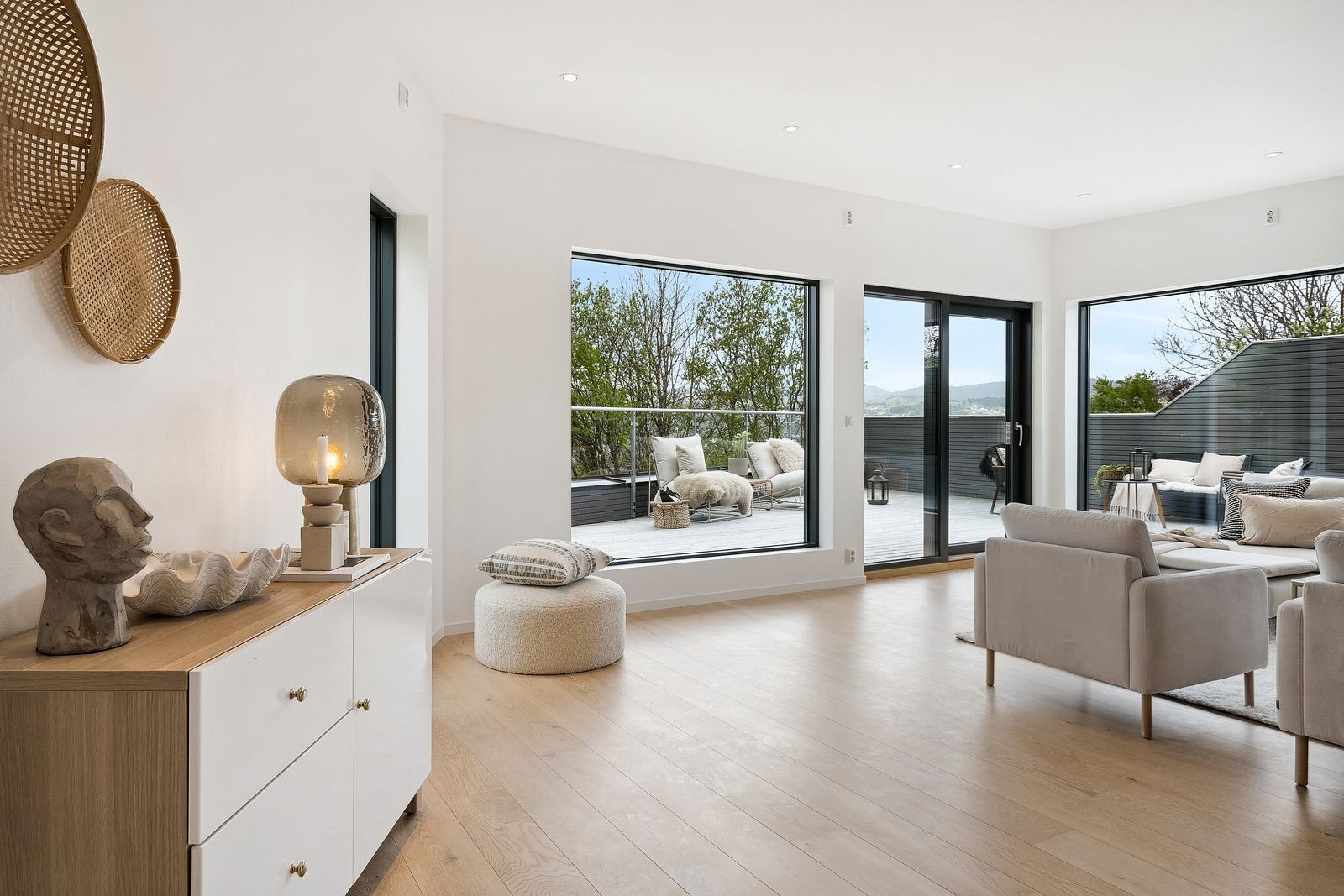 Stuen er på 45 kvm. Galleribilde