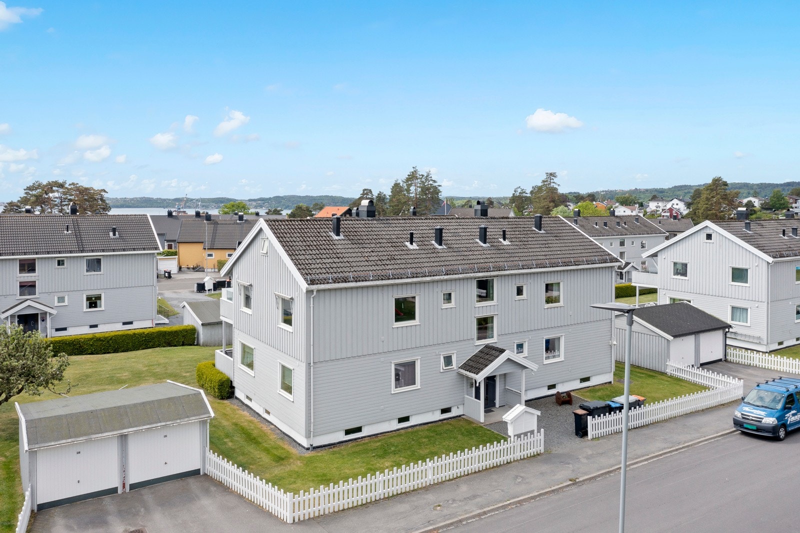 Her bor du i et attraktivt området i et veletablert borettslag. Galleribilde