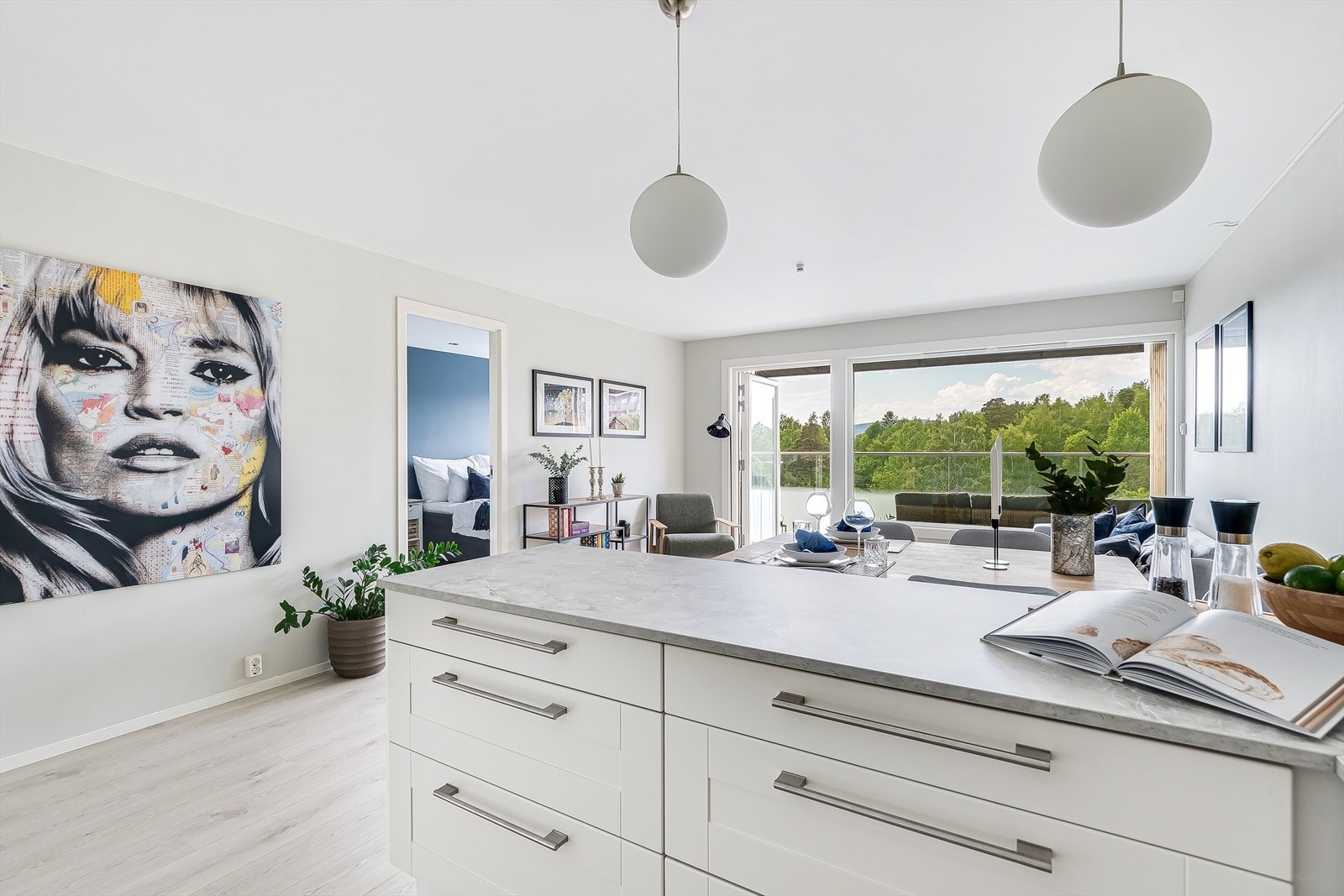 Felleskostnader inkluderer blant annet varmtvann og kabel-tv/internett Galleribilde