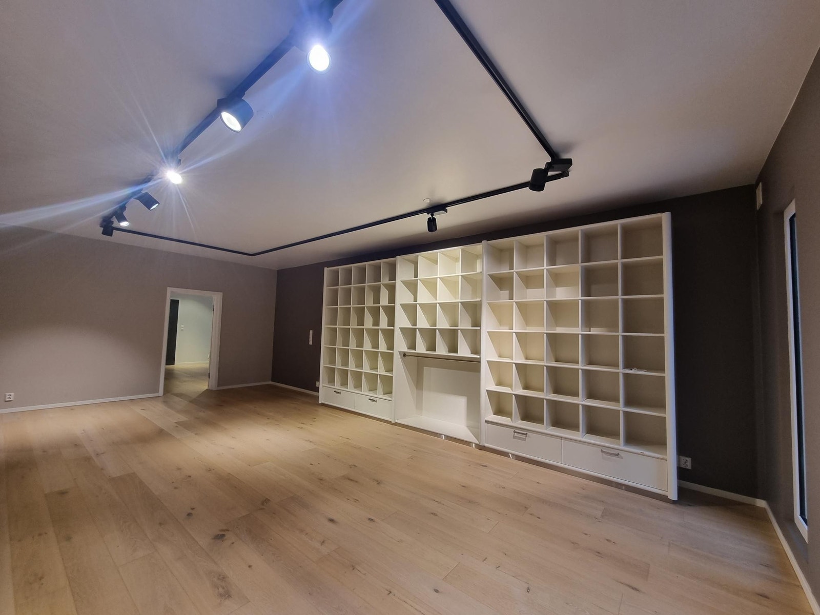 Lokale 4 på ca 190 kvm i 2.etg. Galleribilde