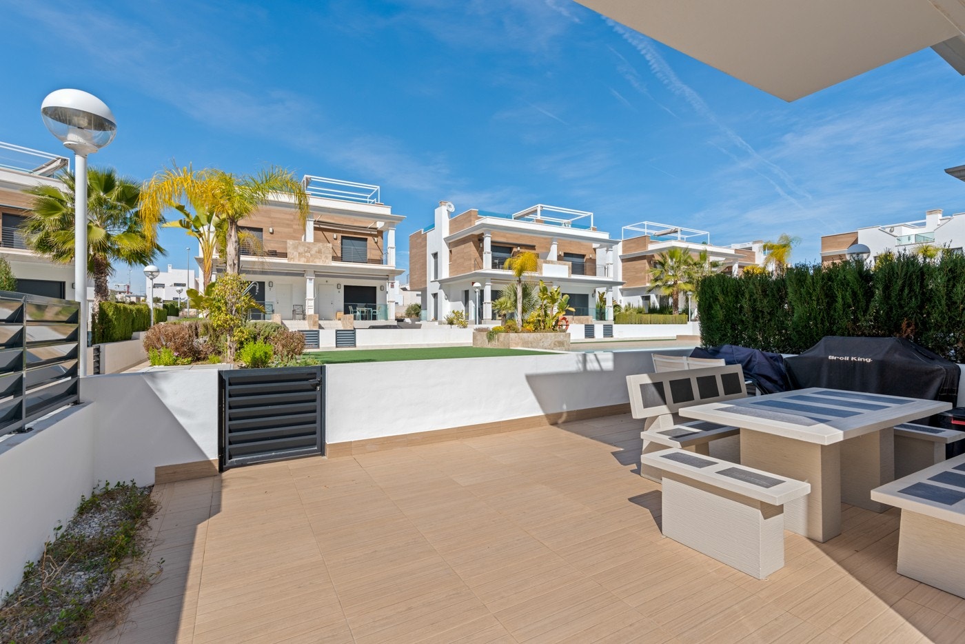 Se fullstendig adresse på eiendommene våre på Spaniamegler1.no Galleribilde