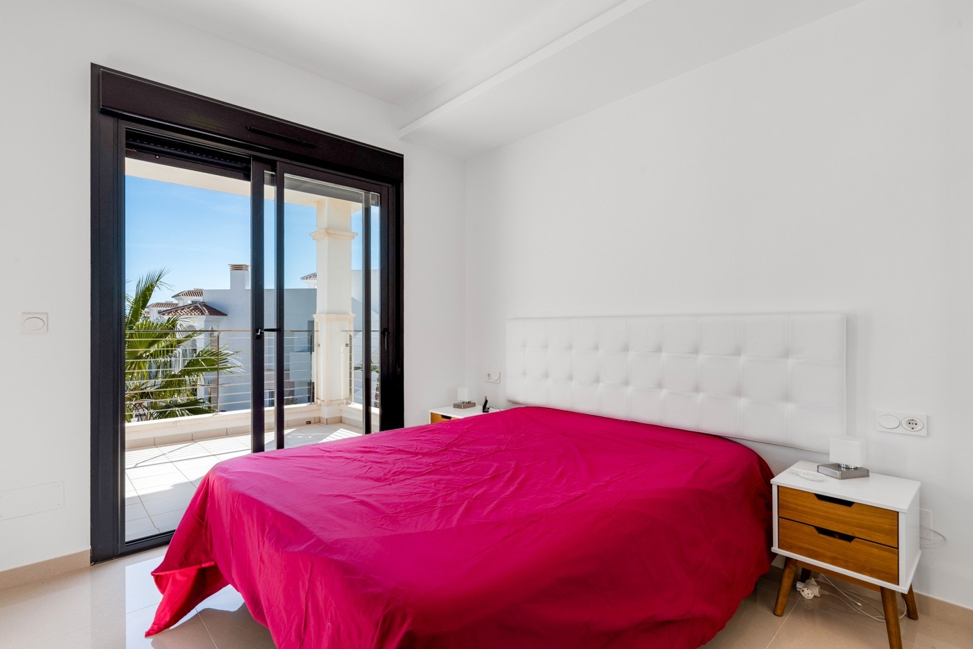 Spaniamegler1 har eget advokatkontor som sikrer kjøpsprosessen Galleribilde