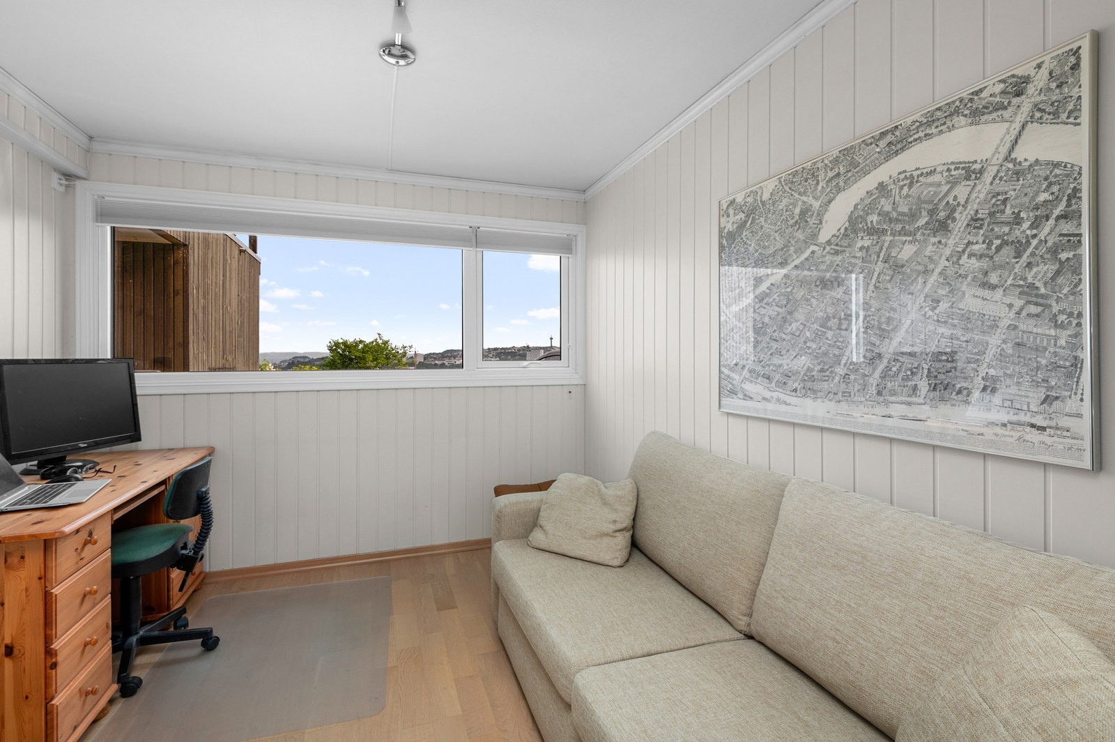 Soverom 4 ligger i underetasjen, og er ca 10m2. Galleribilde