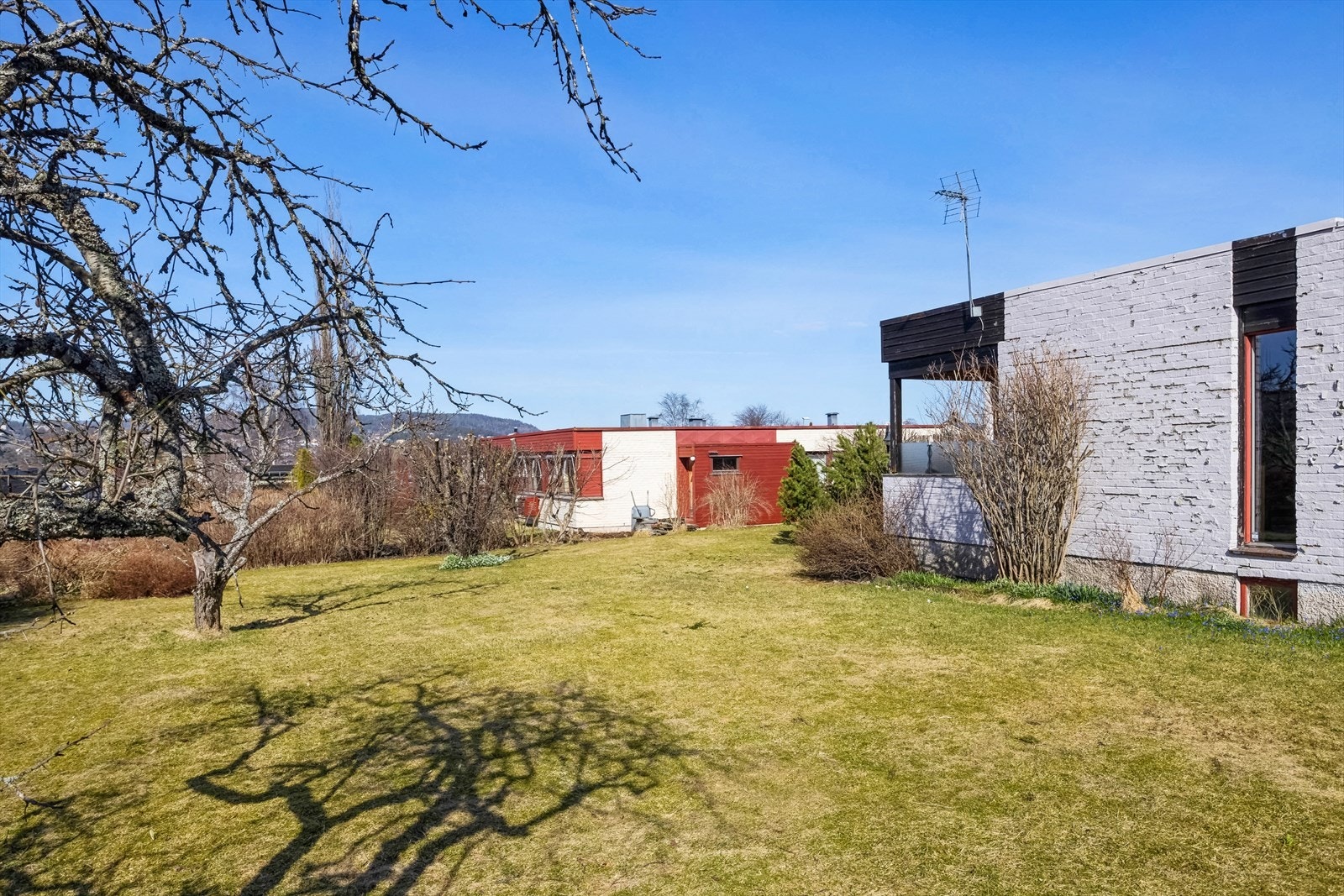 Dette er et barnevennlig, sentralt og rolig område med lite gjennomgangstrafikk. Galleribilde