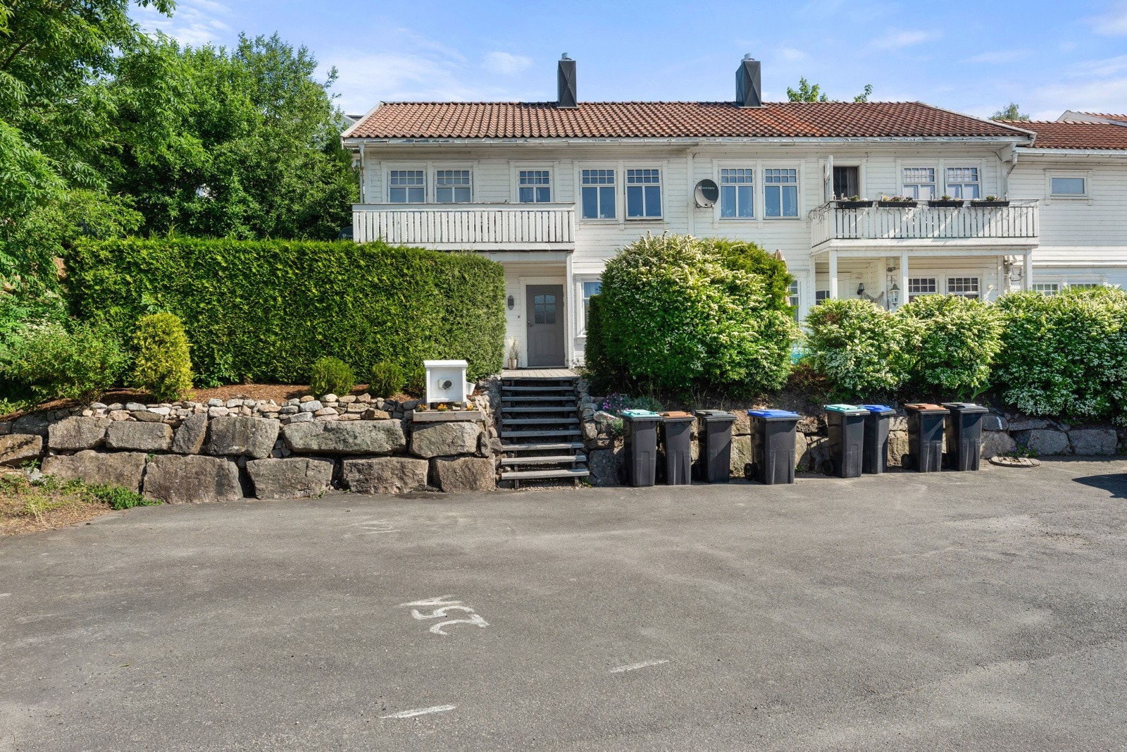 Endetomt - så ingen gjennomgangstrafikk - Selger har montert elbilader. Galleribilde