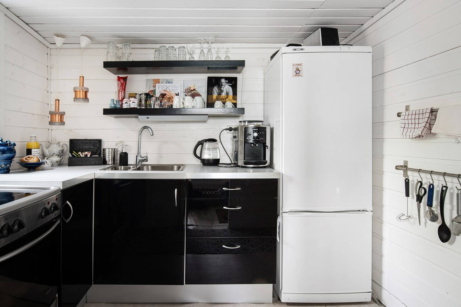 Kjøkkeninnredning fra Ikea i passende farge Galleribilde