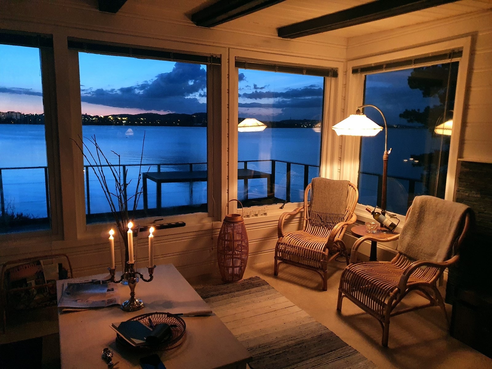 Kveldsbilde fra stuen Galleribilde