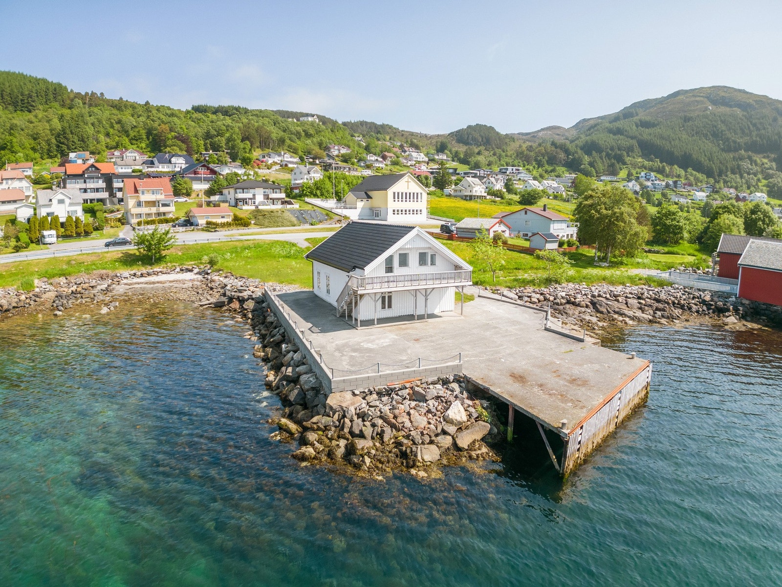 Rorbu på Leinane | Presentert av EiendomsMegler1 v/ Maria Abeltun. Galleribilde