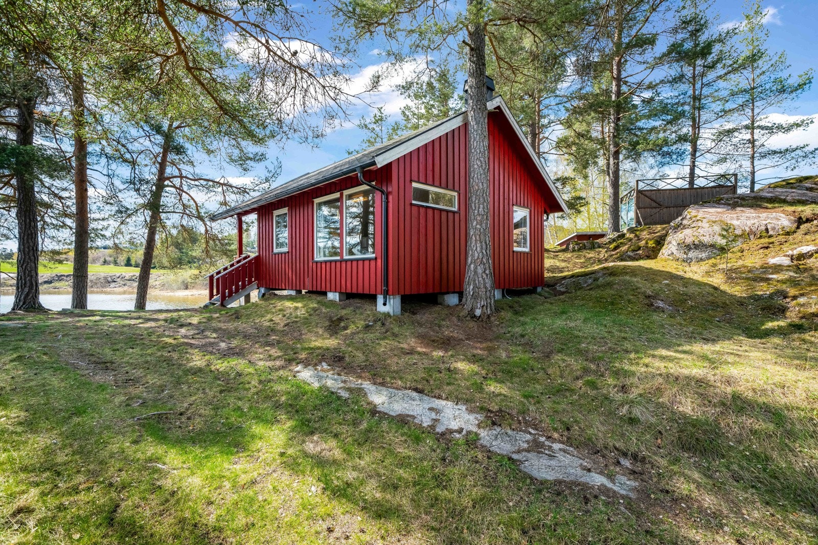 Enkel hytte med flott beliggenhet Galleribilde