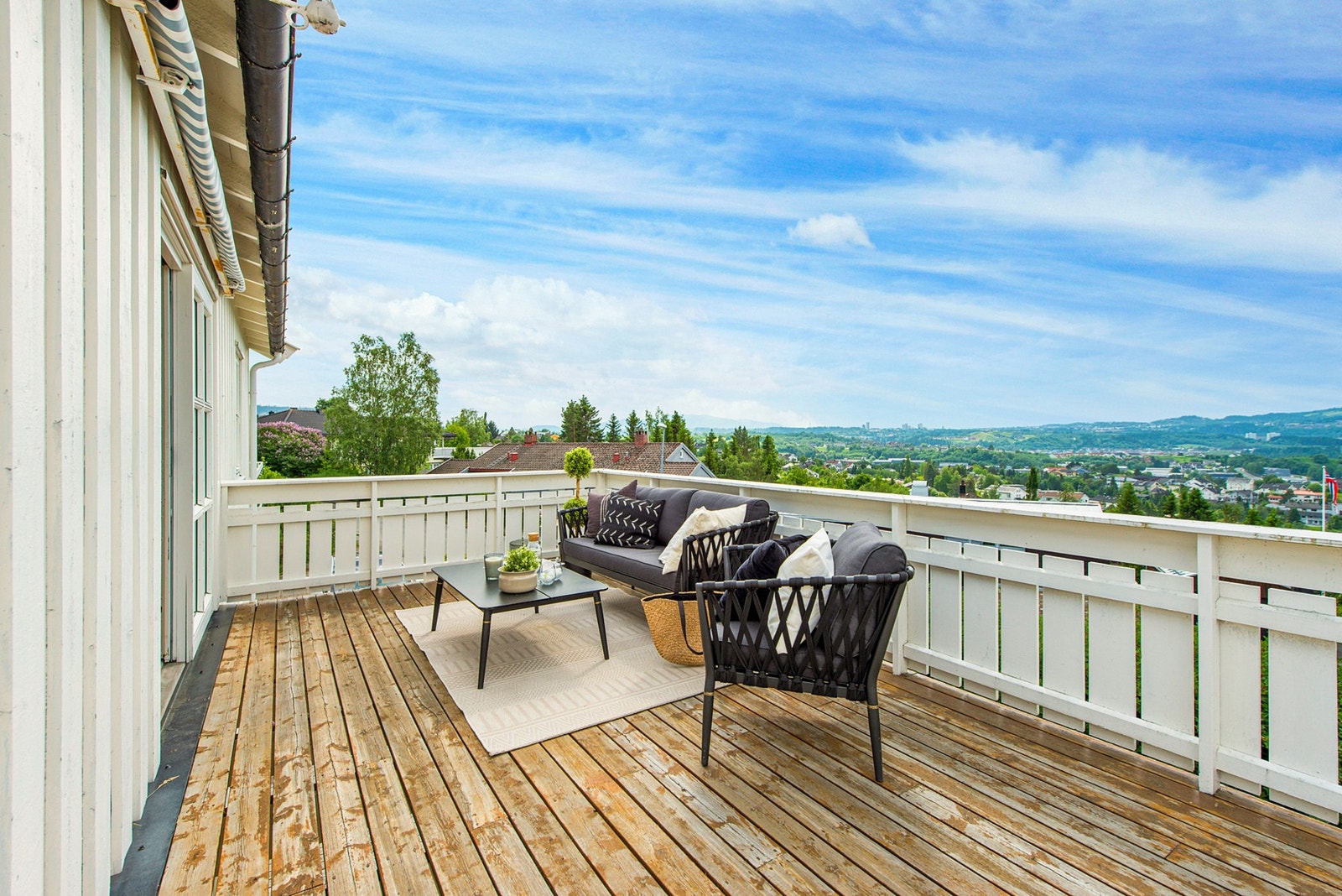 Terrasse. Galleribilde