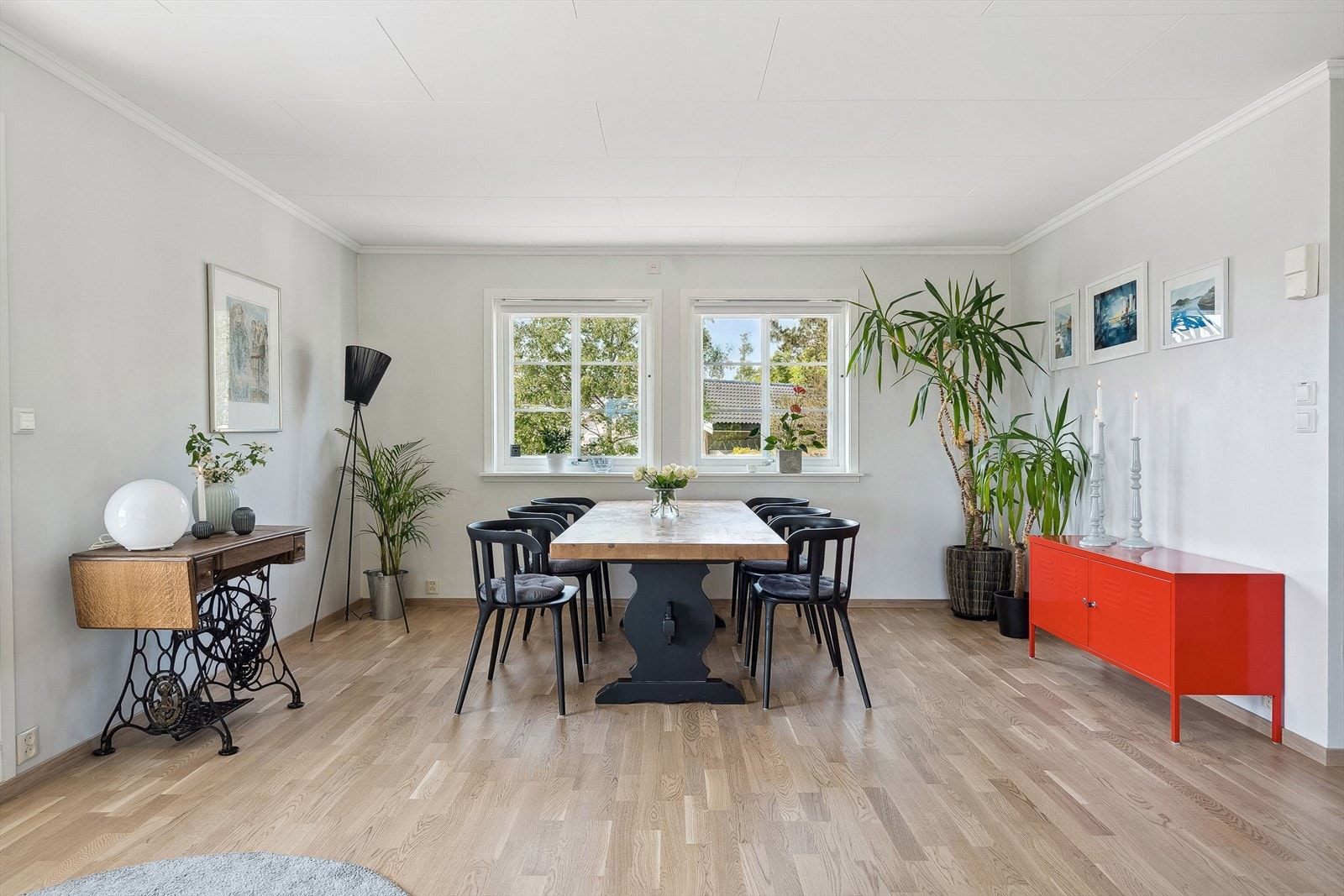 Boligen er innvendig oppusset i 2017/2018 og fremstår som pen. Galleribilde