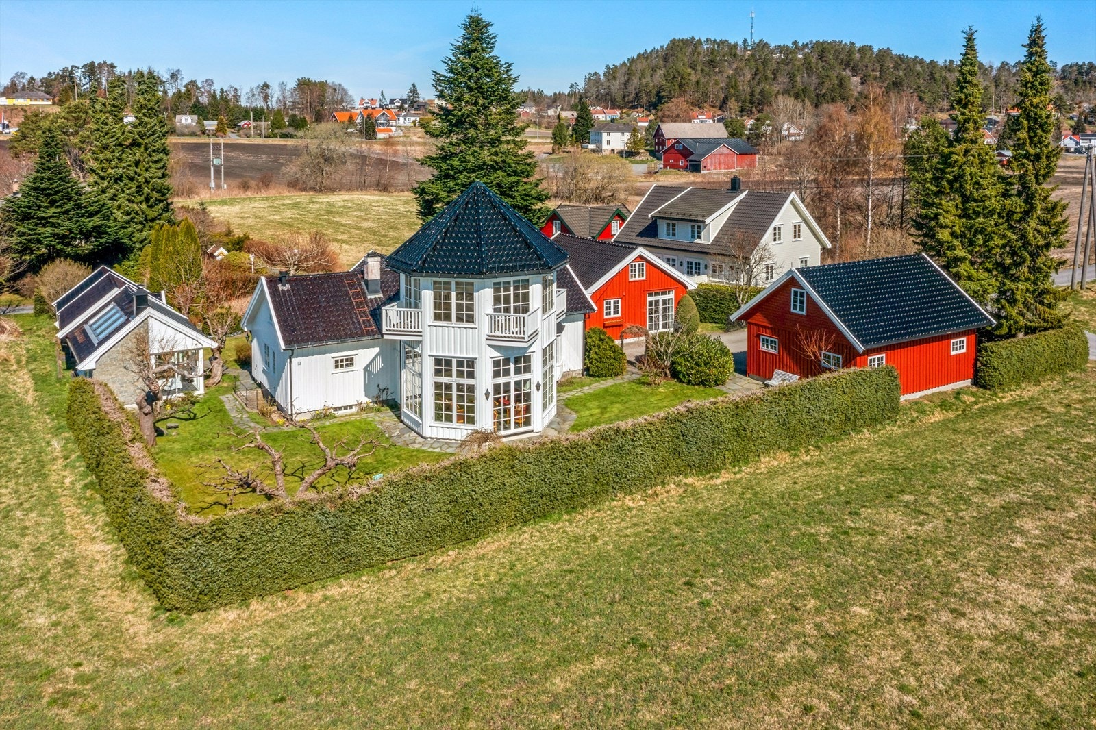 DNB Eiendom v/ Tom Arthur Pedersen har gleden av å presentere Klingremoveien 105! Galleribilde