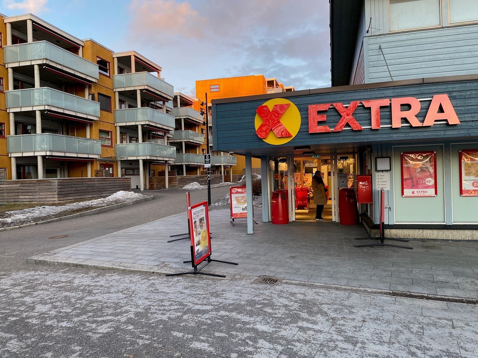 Umiddelbar nærhet til Coop Extra som ligger i tilknytning til borettslaget.jpg Galleribilde