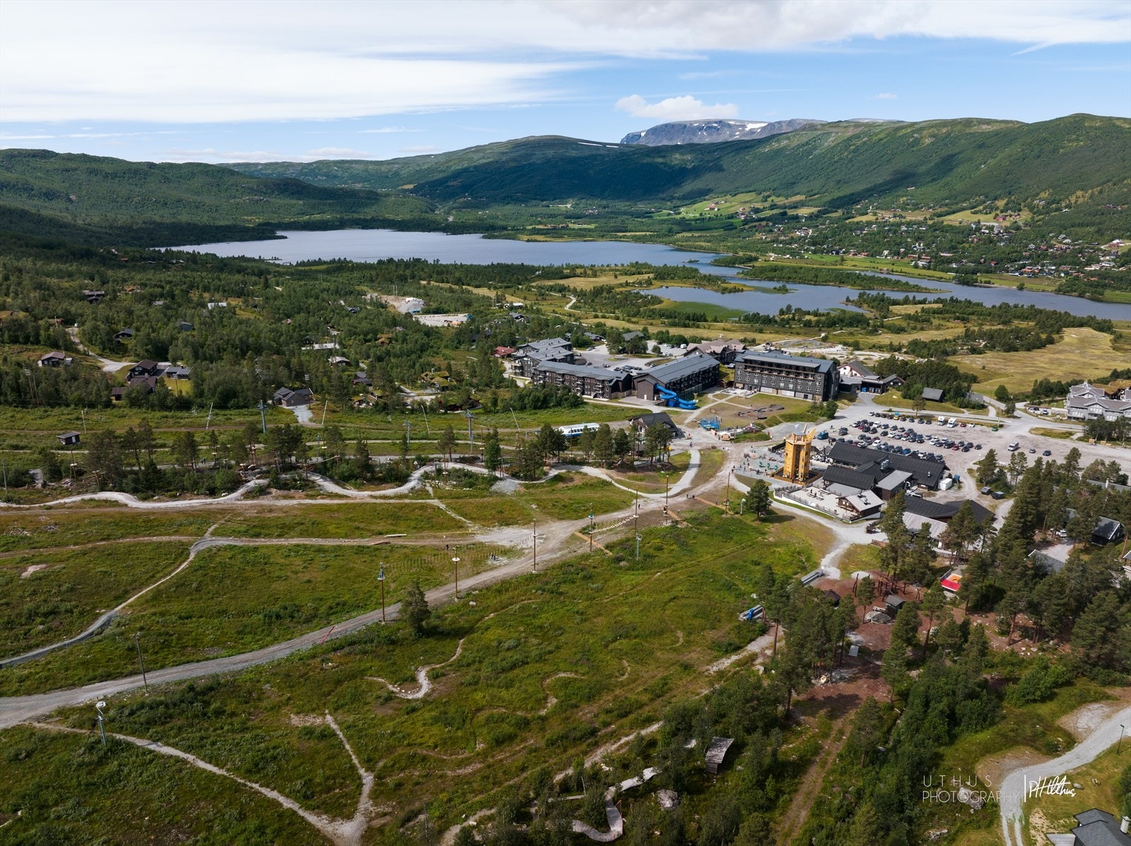 Ski, tur, sykkel, klatring, bading er noen av opplevelsene du kan søke i umiddelbar nærhet Galleribilde