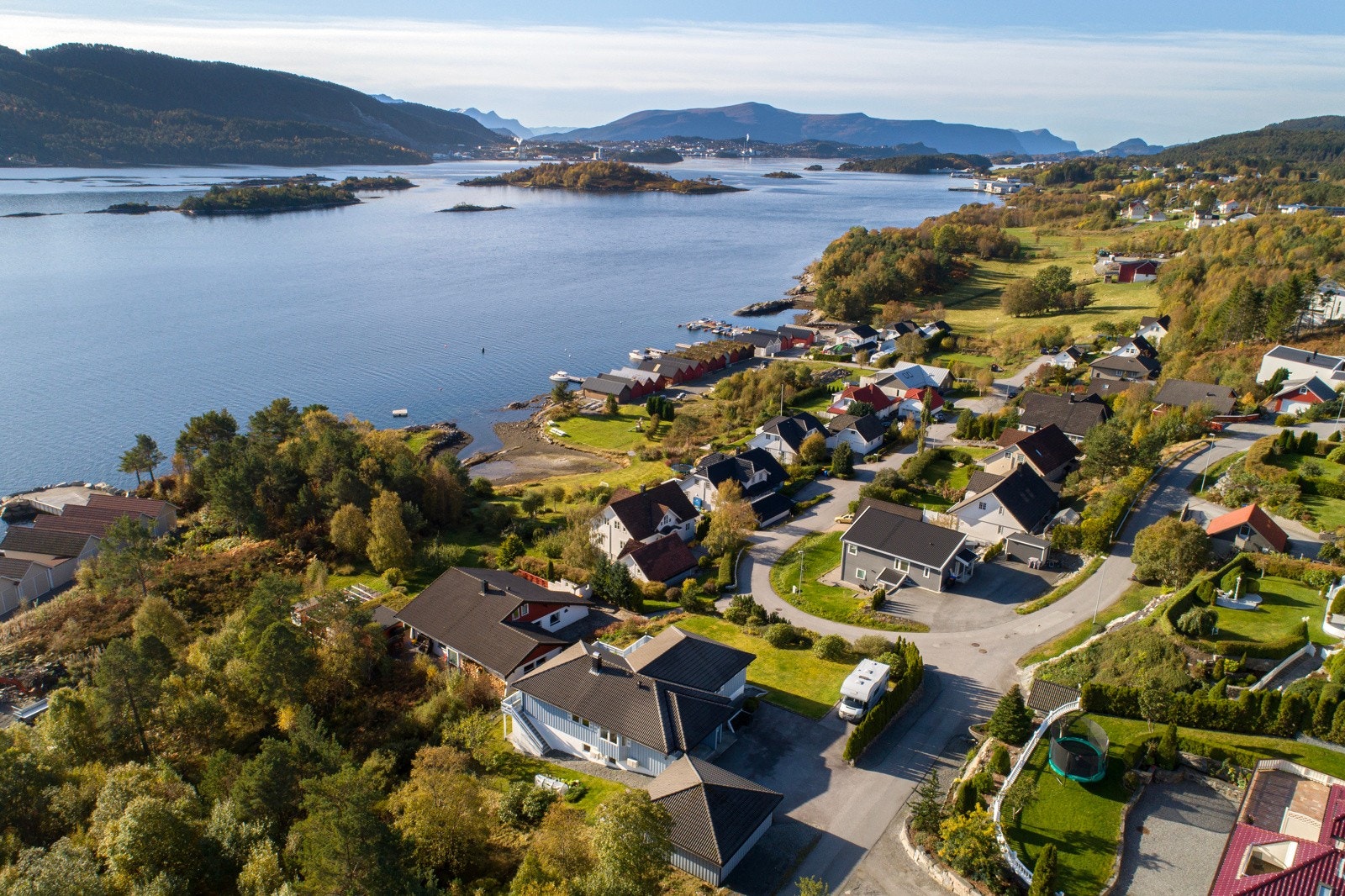 Mot øst grenser eiendommen til friområde. Galleribilde