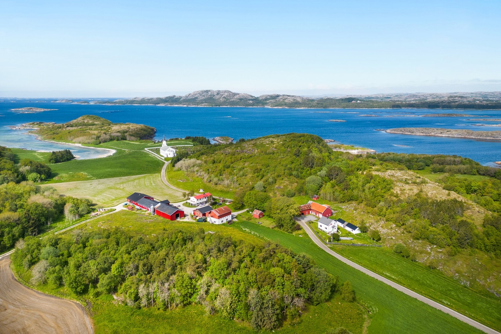 Landlig og flotte omgivelser i Lundring Galleribilde