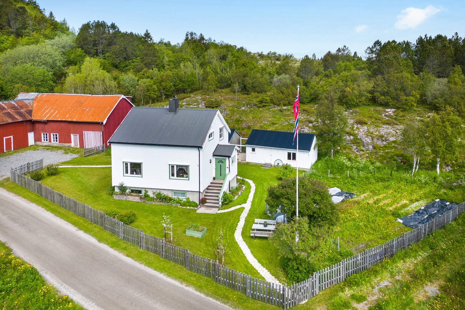 Lundringsvegen 291 presenteres for salg! Galleribilde