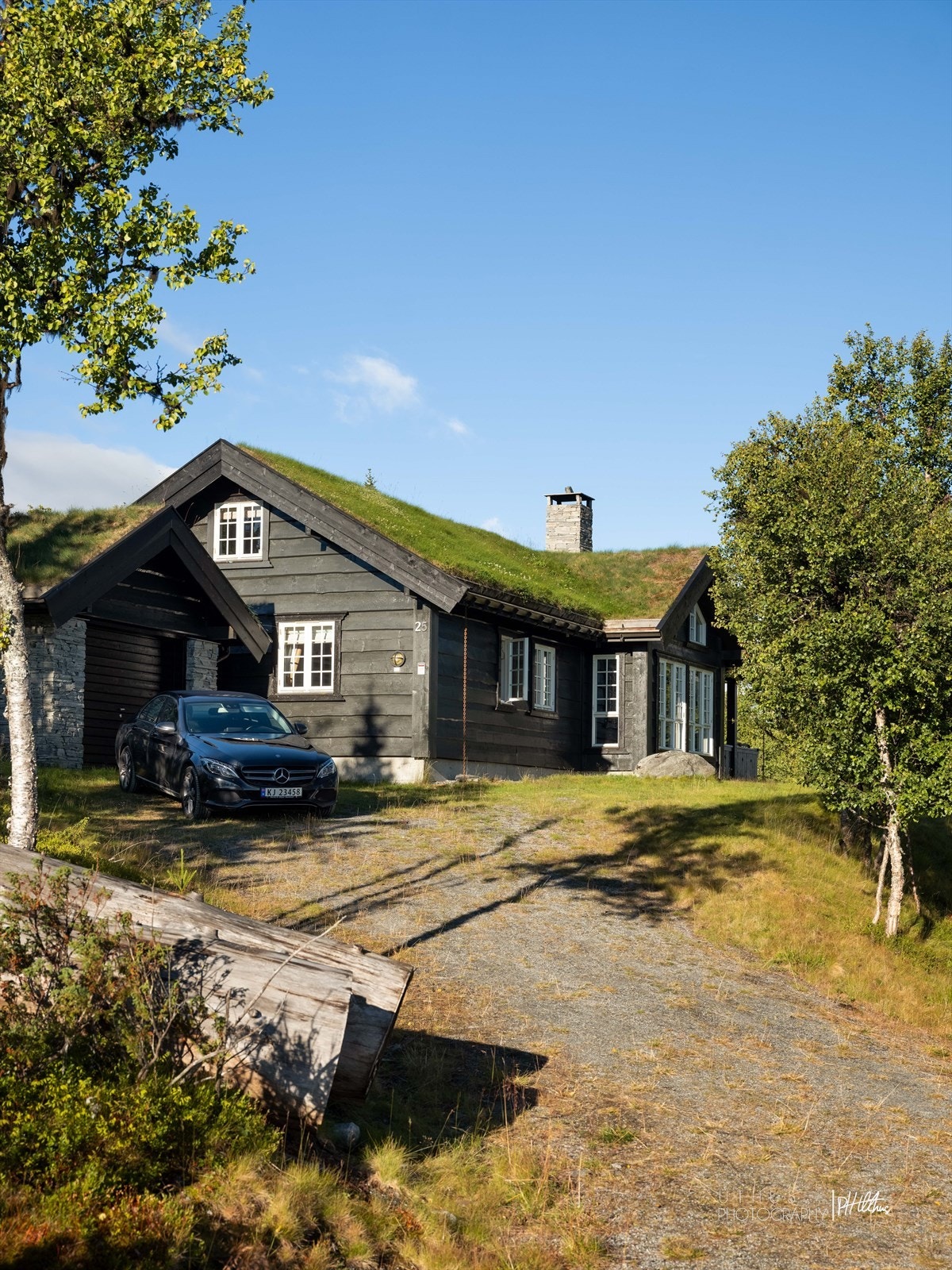 God plass til parkering både i garasje og ute på eiendommen Galleribilde